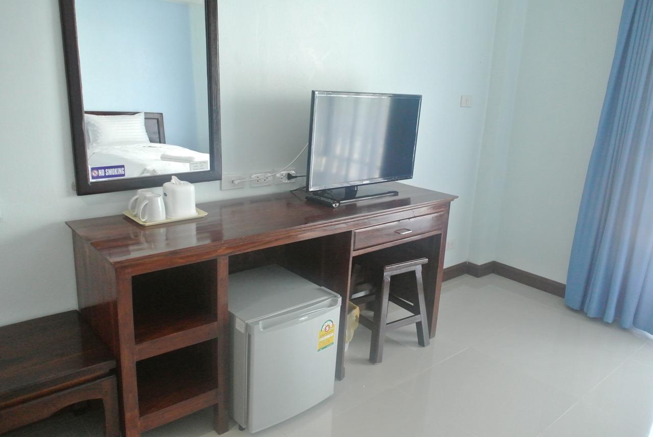Baan Duangkamol Hotell Phitsanulok Exteriör bild