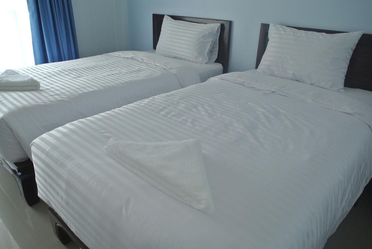 Baan Duangkamol Hotell Phitsanulok Exteriör bild