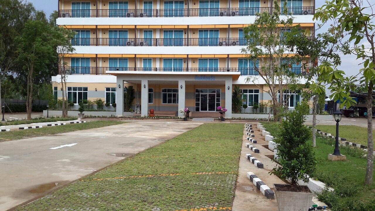 Baan Duangkamol Hotell Phitsanulok Exteriör bild