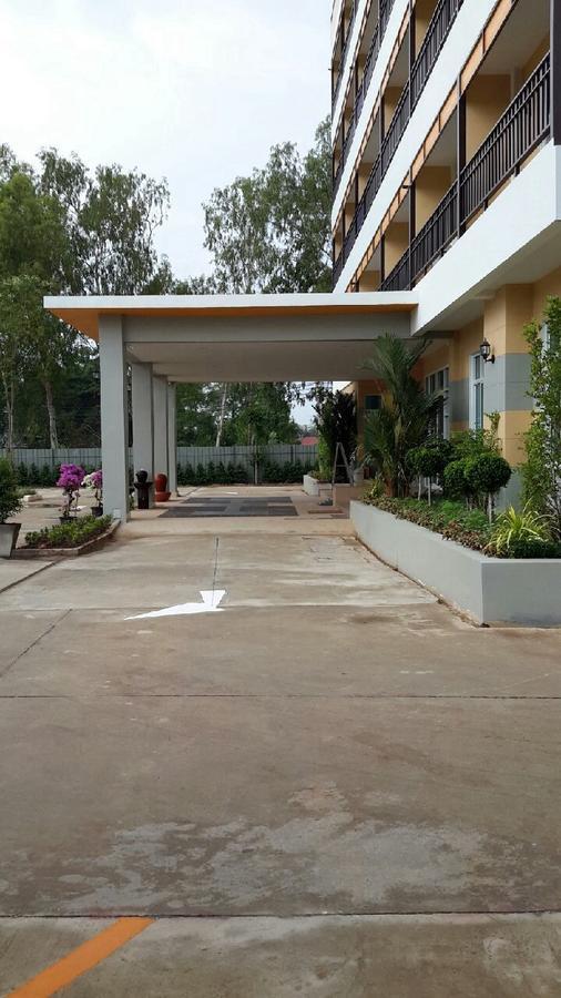 Baan Duangkamol Hotell Phitsanulok Exteriör bild
