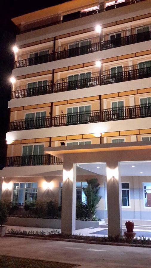 Baan Duangkamol Hotell Phitsanulok Exteriör bild